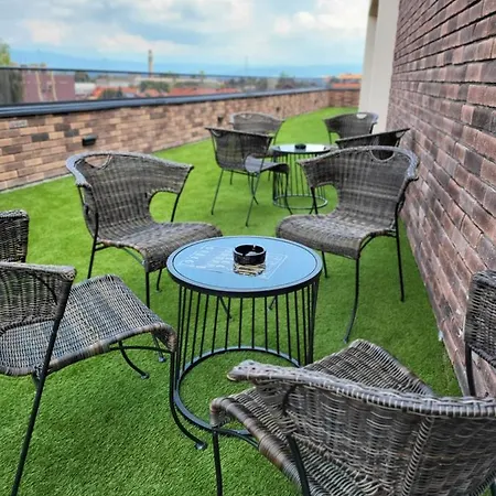 Apartament Sky &