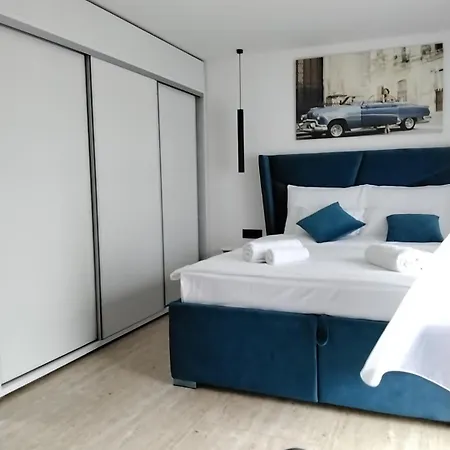 Apartament Sky &